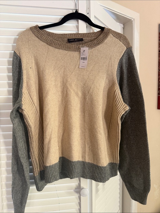 Lane Bryant Sweaters - Lane Bryant Two-Tone Crewneck Sweater in Cream and Gray-Green